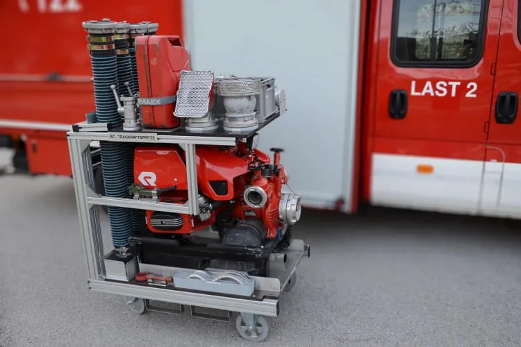 RC-Tragkraftspritze RC-Tragkraftspritze